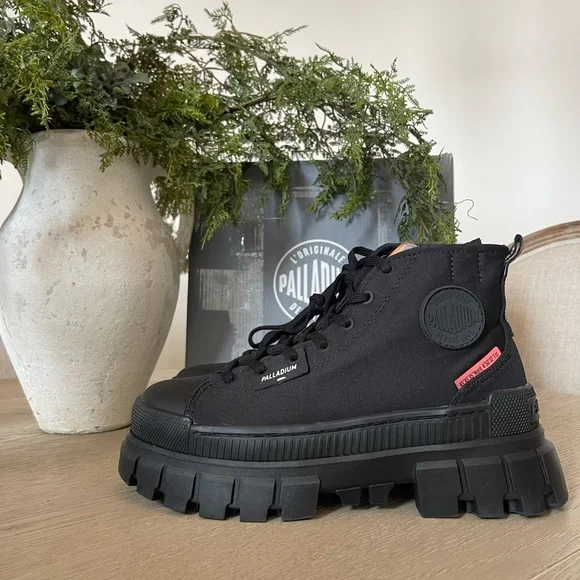 Palladium ‘Revolt HI TX’ Boots - Black - Picture 5 of 8